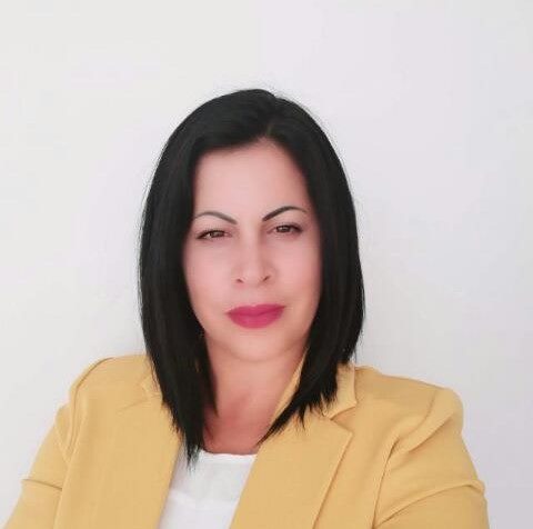 Sara Castillo, Gerente Comercial